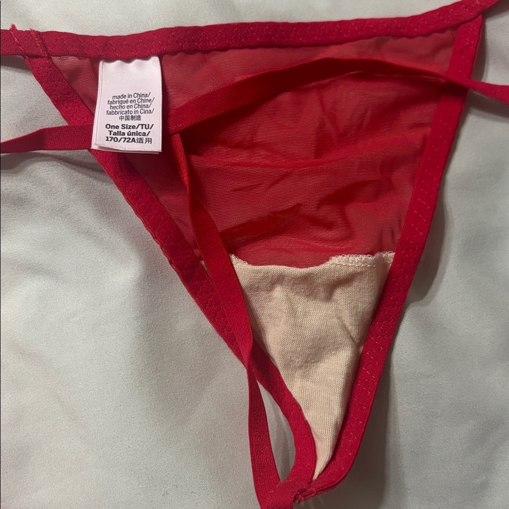 Red Lingerie - Picture 3 of 6
